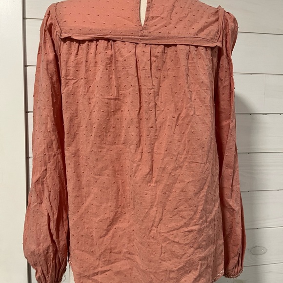 Max Studio Coral Embroidered Blouse - Picture 4 of 7